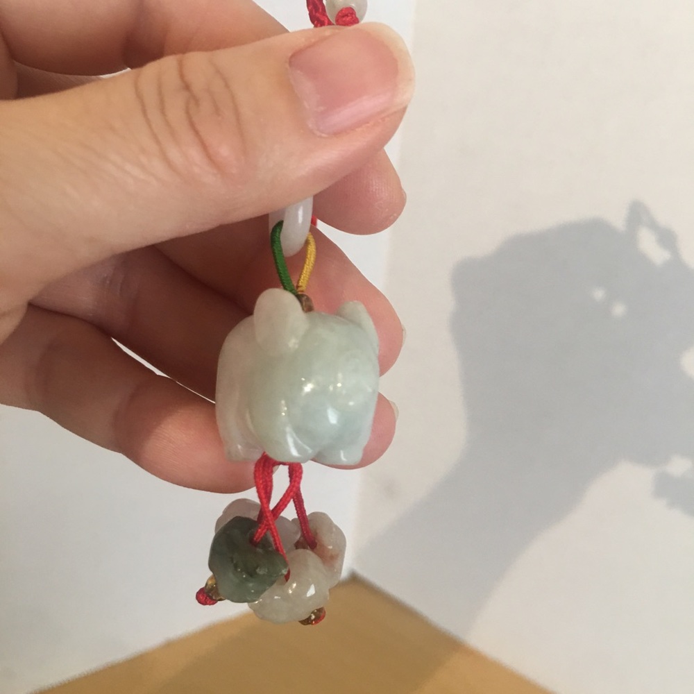 Jade and agate piggy charms - Picture 2 of 7
